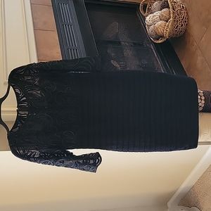 Beautiful Adrianna Papell black dress